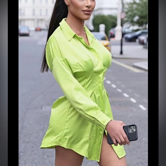 🍋🟩 NWT ZARA SATIN LIME CORSET EFFECT PLEATED SHIRT DRESS - Picture 3 of 10